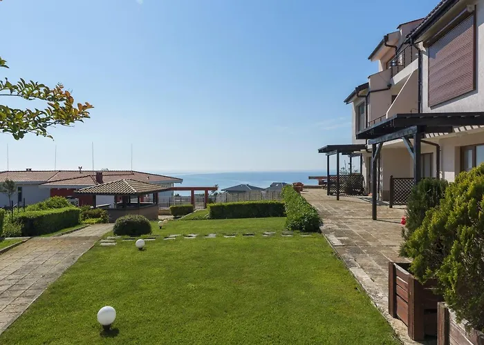 Sunrise アパート *