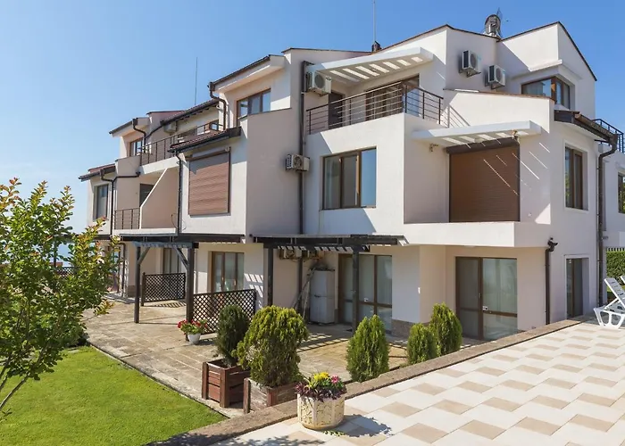 Sunrise アパート *