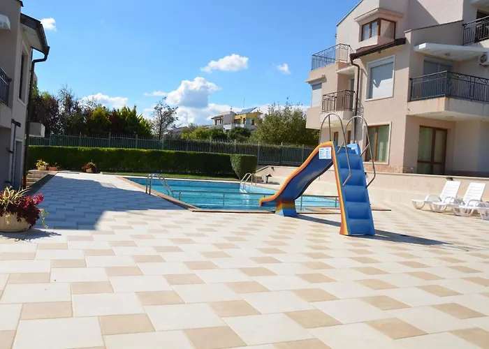 Sunrise アパート