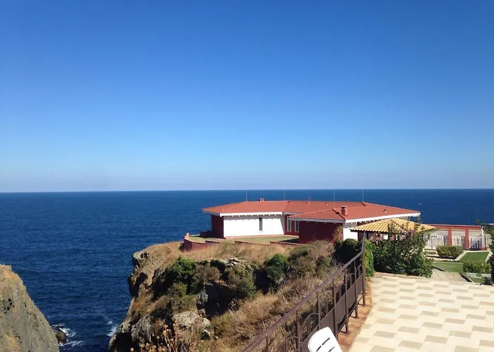 アパート Sunrise ソゾポル